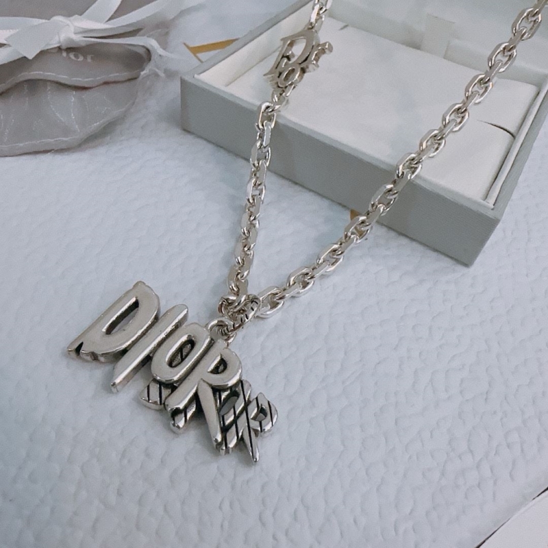 chr1st1an D10r necklaces